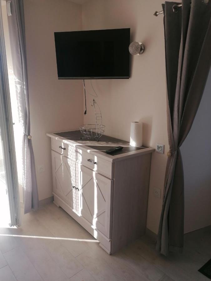 La Basse-Cour Apartment Vic-sur-Cere Ngoại thất bức ảnh